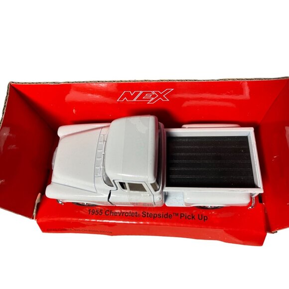 NEX MODLE 1955 Chevrolet Sidestep Pick Up - Picture 3 of 9